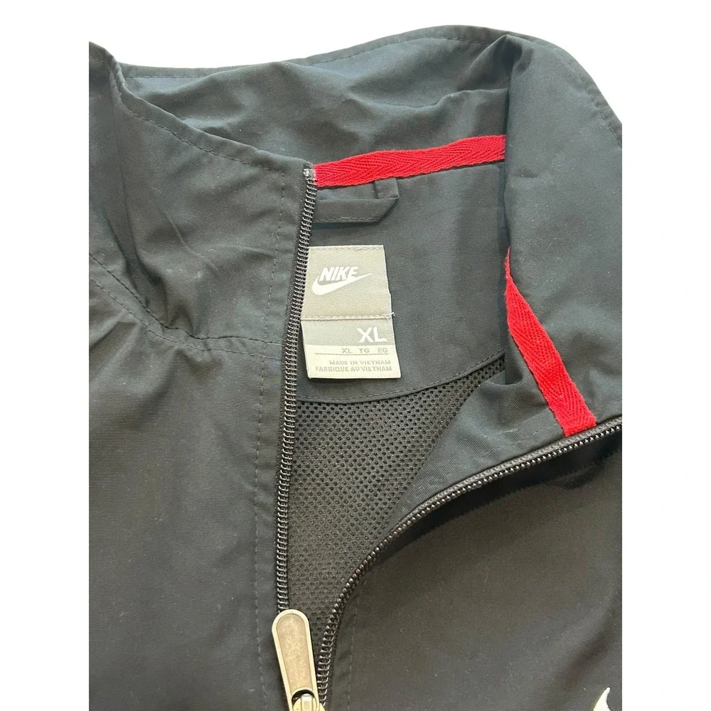 Nike Mens Windbreaker Jacket Black Red Stripe Full Zip Mesh Lined XL